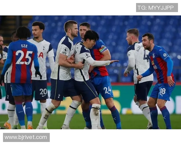 重庆足球队配合战术深度解析与其他球队的对比分析